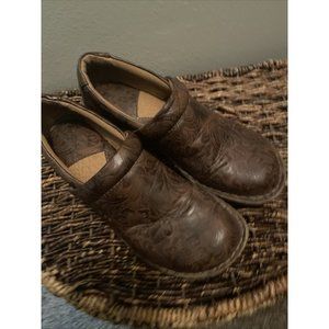 b.0.c Womens 8 1/2 C45789